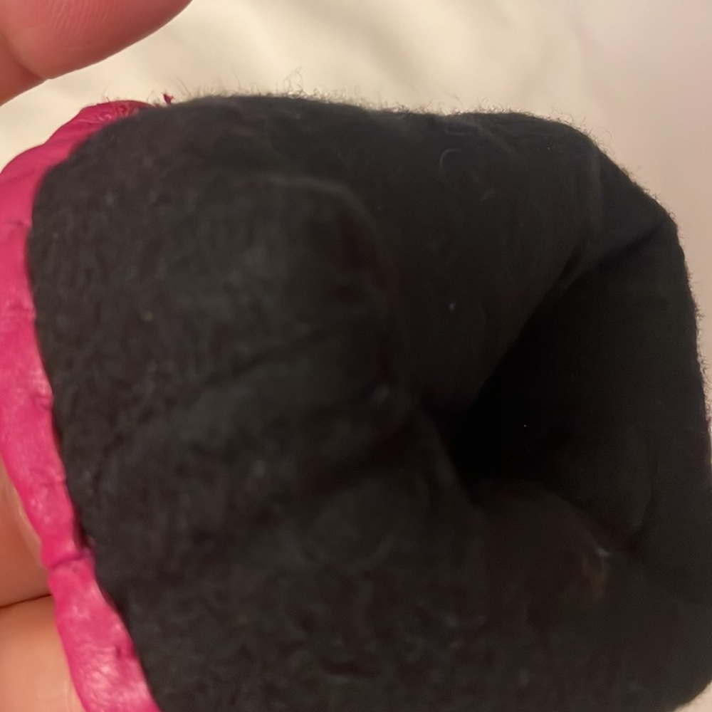 NWOT Pink Leather Gloves size 7.5 - Picture 4 of 4